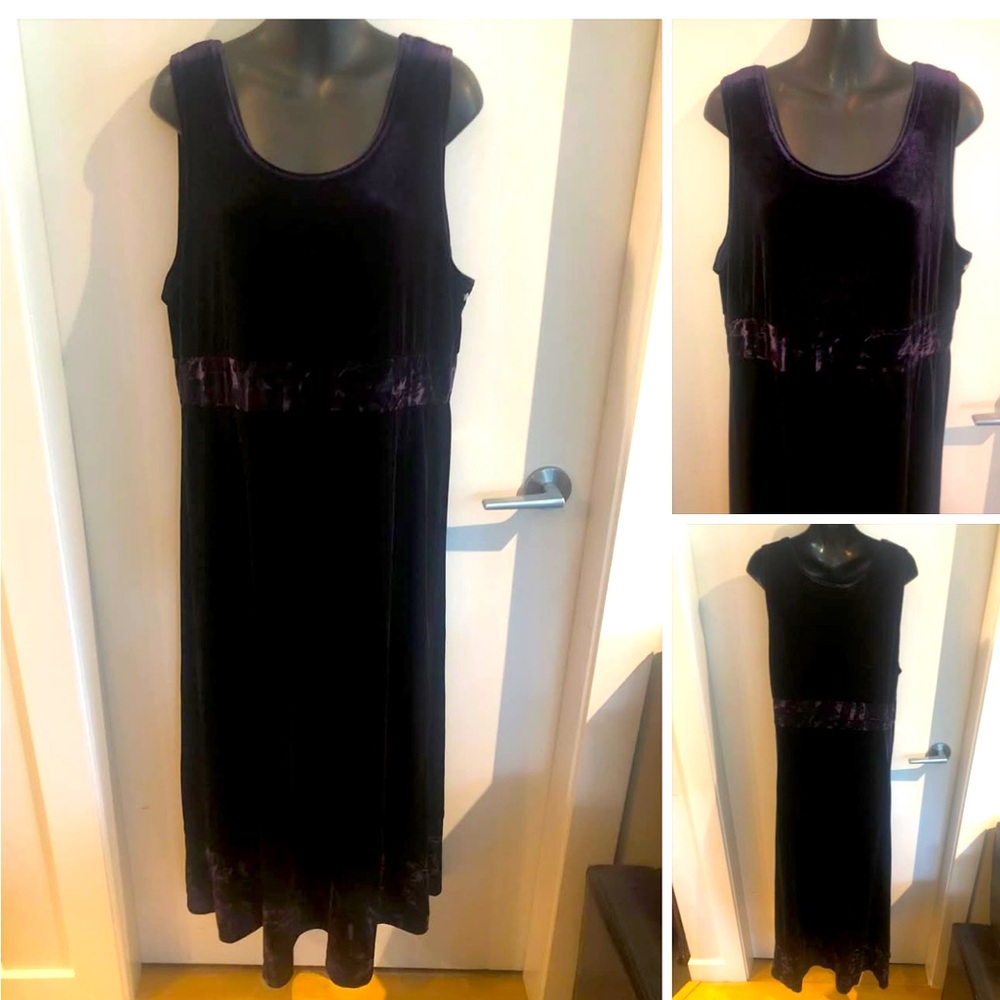 5/$20 Studio Ease Sz 12 (12-14 Fit) Crush velvet style two tone purple dress
